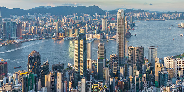 Hong Kong: An Ideal Overseas Listing Venue for Middle East Companies